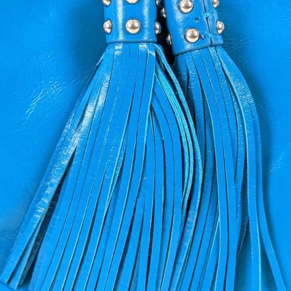 462. NWT Badgley Mischka Teal Tassel Shoulder Bag with Wristlet - Picture 3 of 8